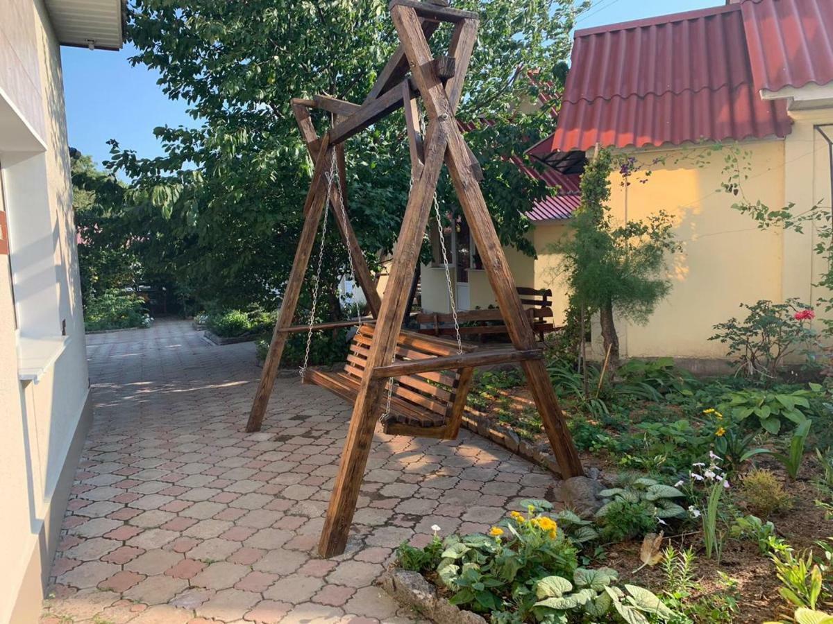 Beregynya Motell Yuzhnoukrainsk Exteriör bild