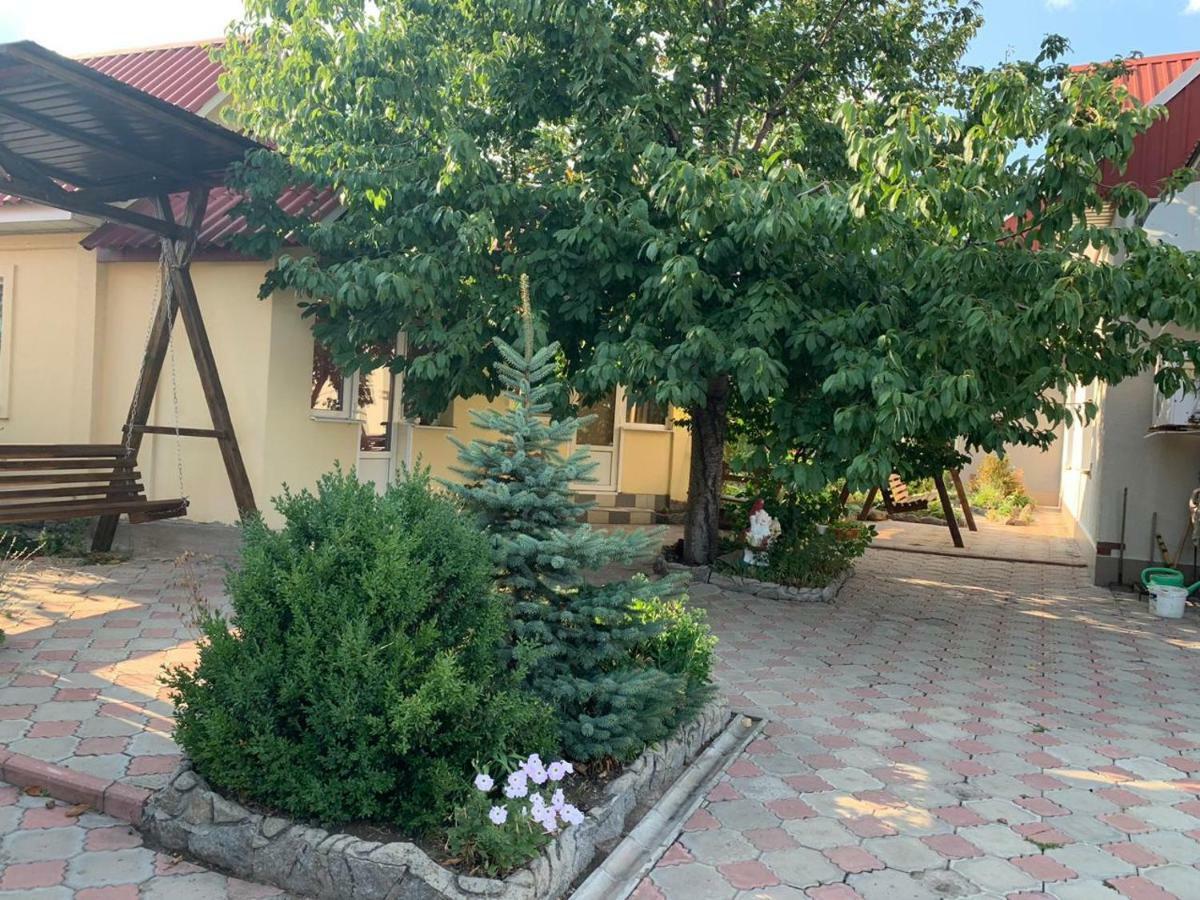 Beregynya Motell Yuzhnoukrainsk Exteriör bild