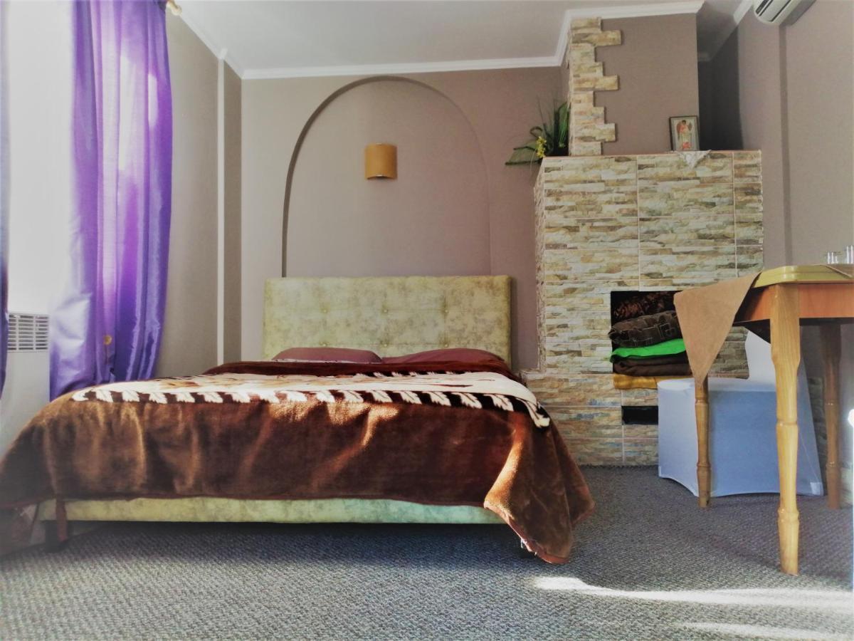 Beregynya Motell Yuzhnoukrainsk Exteriör bild